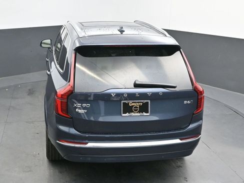 New 2026 Volvo XC90 B6 Ultra image 36