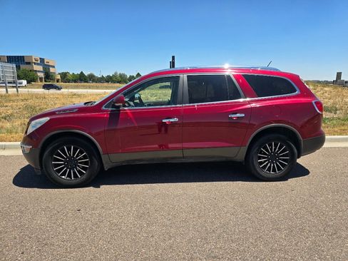 Used 2010 Buick Enclave CXL AWD/4WD image 2