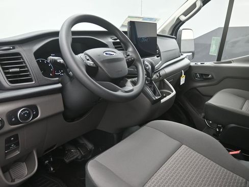 New 2025 Ford Transit 350 Low Roof image 18