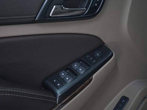 Used 2020 Chevrolet Tahoe LT AWD/4WD image 23