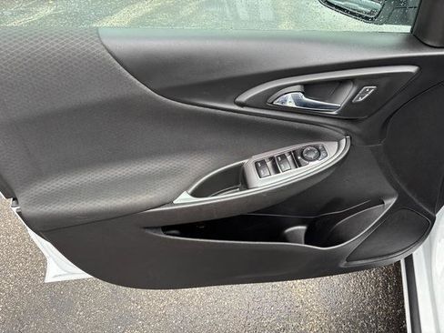 Used 2022 Chevrolet Malibu LT image 10