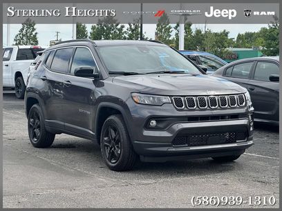 Used 2023 Jeep Compass Latitude w/ Convenience Group