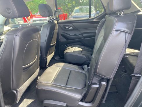 Used 2021 Chevrolet Traverse RS w/ LPO, Floor Liner Package AWD/4WD image 35