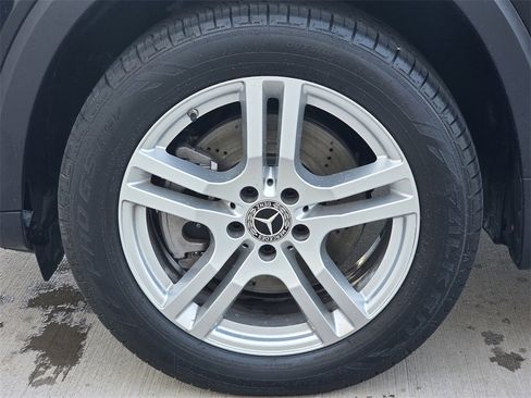 Used 2022 Mercedes-Benz GLB 250 image 10