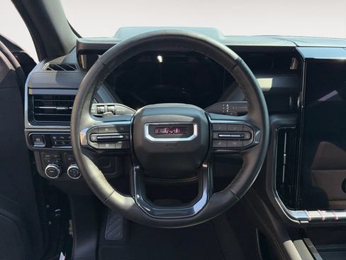 Certified 2025 GMC Yukon XL AT4 w/ AT4 Premium Package AWD/4WD image 13