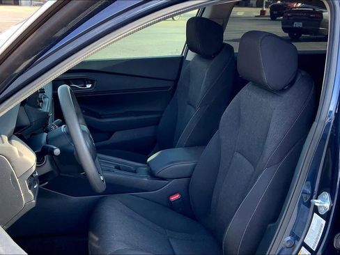 Used 2024 Honda Accord EX image 8