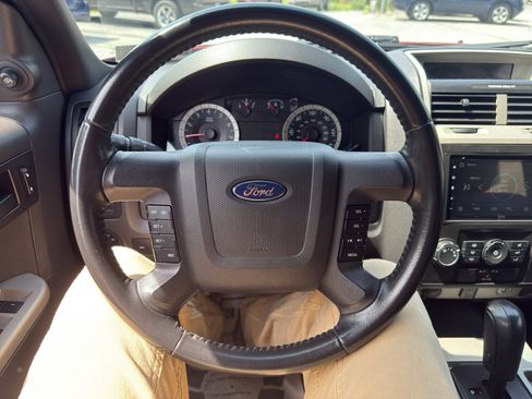 Used 2012 Ford Escape XLT AWD/4WD image 12