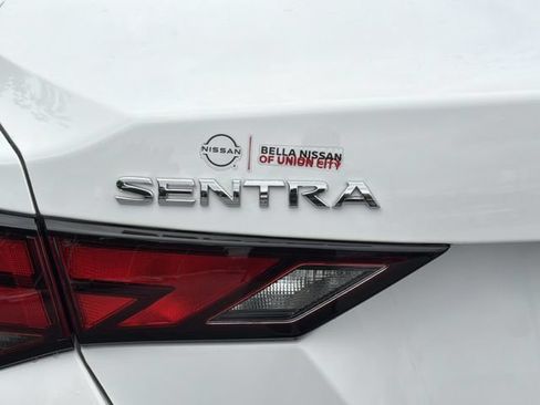 Used 2025 Nissan Sentra S FWD image 5