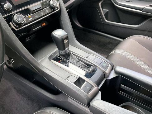 Used 2021 Honda Civic Sport image 28