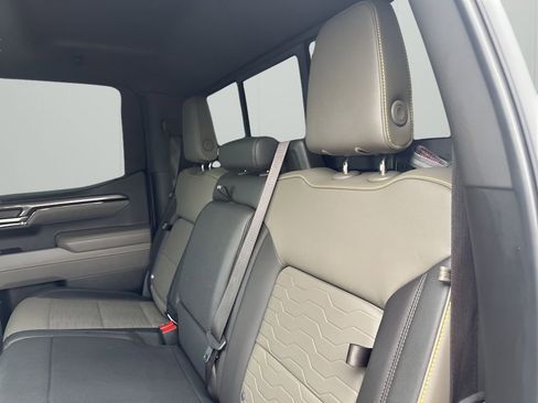 Used 2024 Chevrolet Silverado 1500 ZR2 w/ LPO, Dark Essentials Package image 19