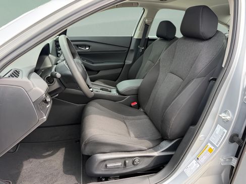 Used 2024 Honda Accord EX image 21