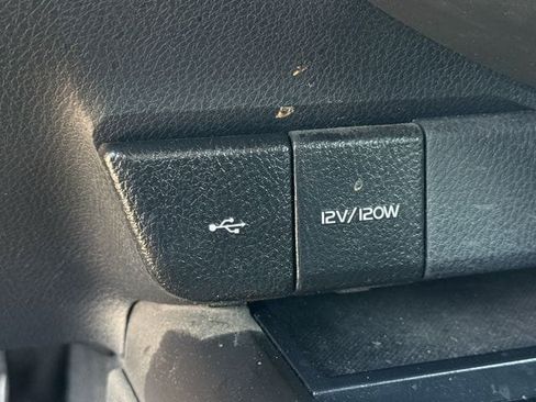 Used 2023 Toyota Camry SE FWD image 21