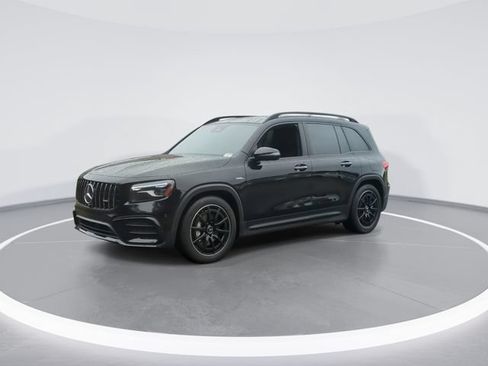 Used 2025 Mercedes-Benz GLB 35 AMG 4MATIC image 4