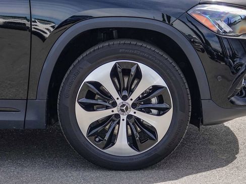 Certified 2026 Mercedes-Benz GLA 250 image 11