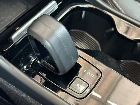 Certified 2023 Volvo C40 P8 Recharge Ultimate w/ Protection Package Premier AWD/4WD image 26