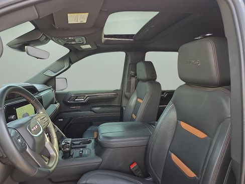 Certified 2024 GMC Sierra 1500 AT4 w/ Technology Package AWD/4WD image 9