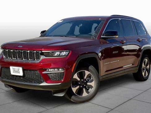 Used 2024 Jeep Grand Cherokee Limited 4xe w/ Luxury Tech Group II image 2