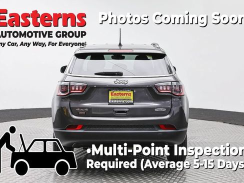 Used 2024 Jeep Compass Latitude AWD/4WD image 5