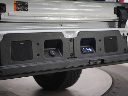 Used 2024 GMC Sierra 1500 AT4X AWD/4WD image 11