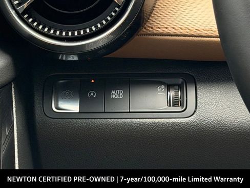 Used 2025 Chevrolet Equinox ACTIV w/ Convenience Package III FWD image 31