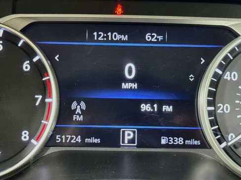 Used 2024 Nissan Sentra SV FWD image 22