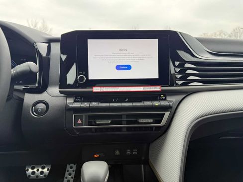 New 2026 Toyota Camry SE image 11