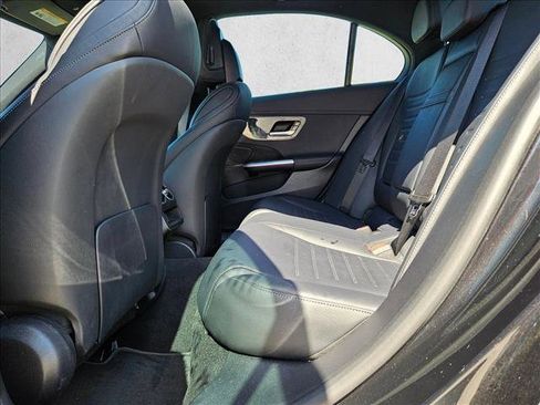 Used 2022 Mercedes-Benz C 300 Sedan image 15