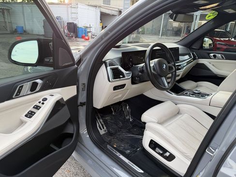Used 2024 BMW X5 M60i image 14
