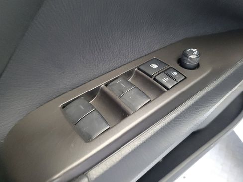 Used 2022 Toyota Camry SE FWD image 27