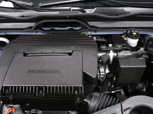 Used 2025 Honda Pilot Black Edition image 38