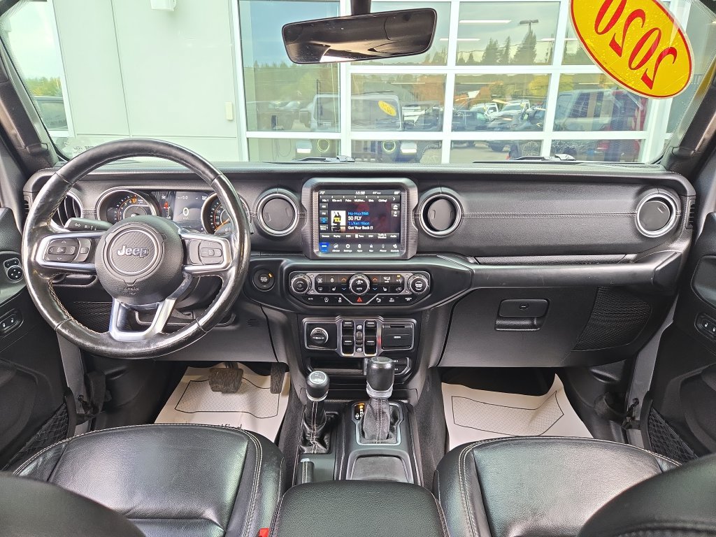Used 2020 Jeep Gladiator Overland w/ Uconnect 4C Nav & Sound Group AWD/4WD image 17