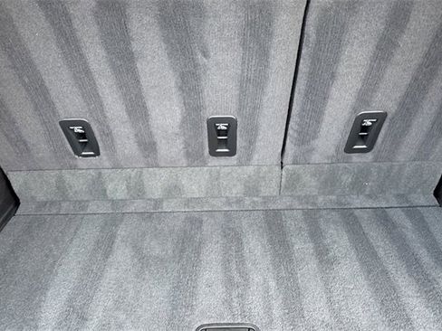 Used 2024 Chevrolet Tahoe Z71 w/ Z71 Off-Road Package image 17