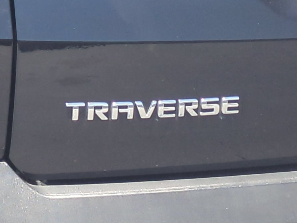 Used 2023 Chevrolet Traverse LT FWD image 10