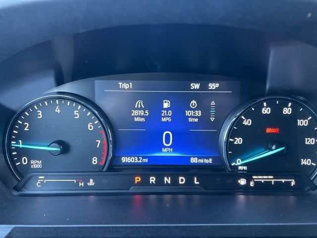 Used 2023 Ford Explorer XLT w/ Equipment Group 202A AWD/4WD image 14