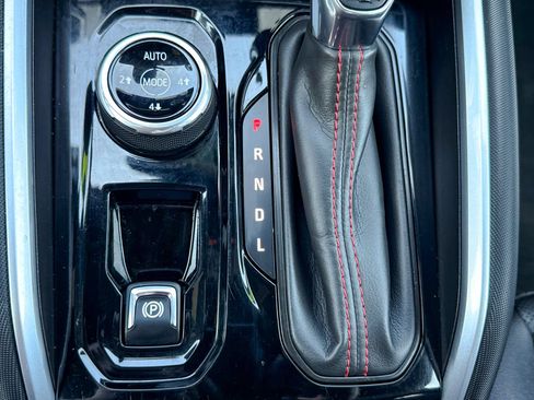 Certified 2023 Chevrolet Colorado Z71 w/ Z71 Convenience Package 2 AWD/4WD image 39