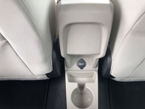 Used 2015 Ford Fiesta SE FWD image 13