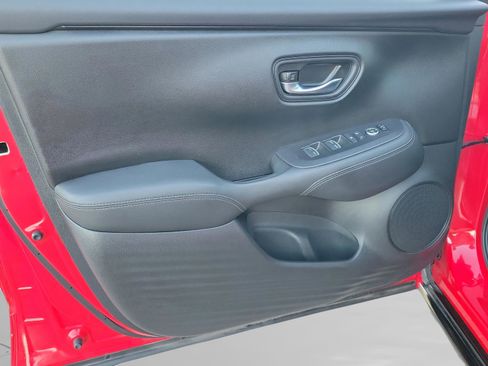 Used 2023 Honda HR-V EX-L image 16