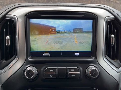 Used 2023 Chevrolet Silverado 2500 LT image 22