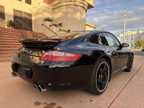 Used 2008 Porsche 911 Carrera S RWD image 4