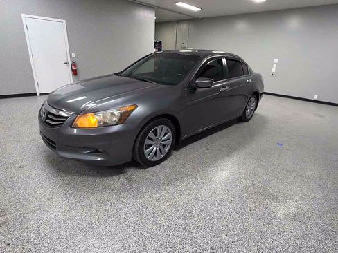 Used 2011 Honda Accord EX image 7