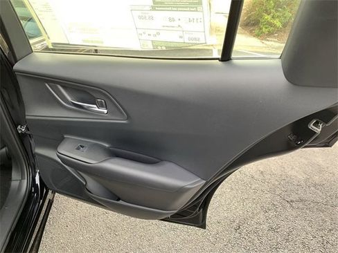 New 2025 Toyota Prius Plug-In Hybrid image 11