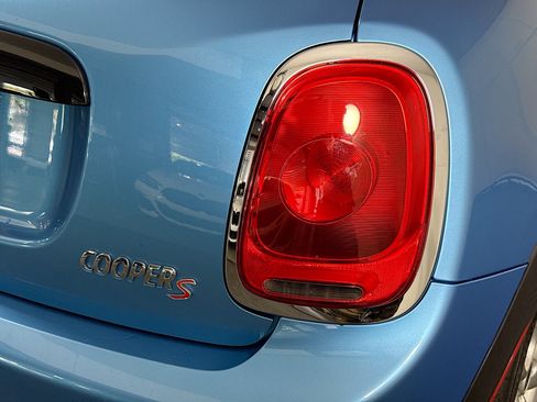 Used 2018 MINI Cooper S FWD image 34