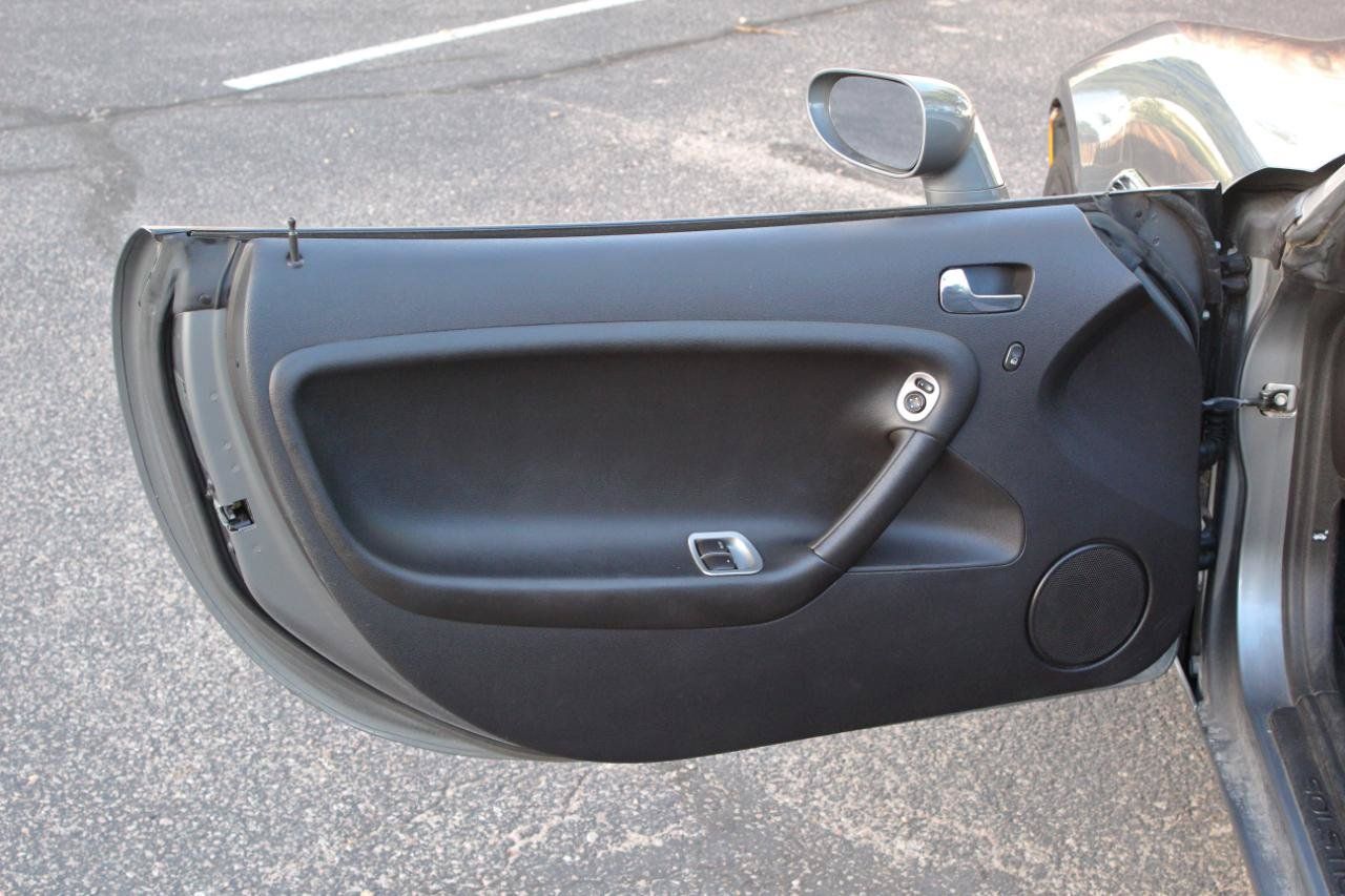 Used 2007 Pontiac Solstice Convertible w/ Premium Package RWD image 35
