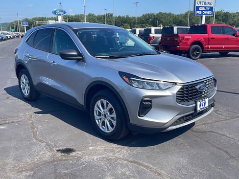 Used 2023 Ford Escape Active AWD/4WD image 7