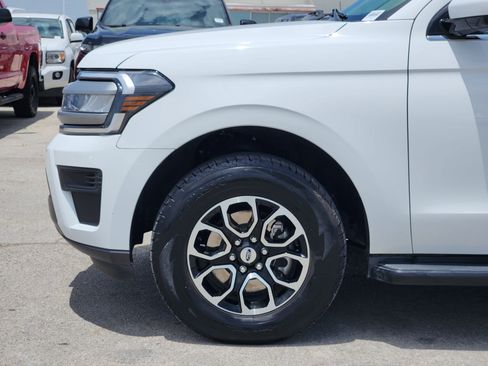 Used 2023 Ford Expedition Max XLT RWD image 9