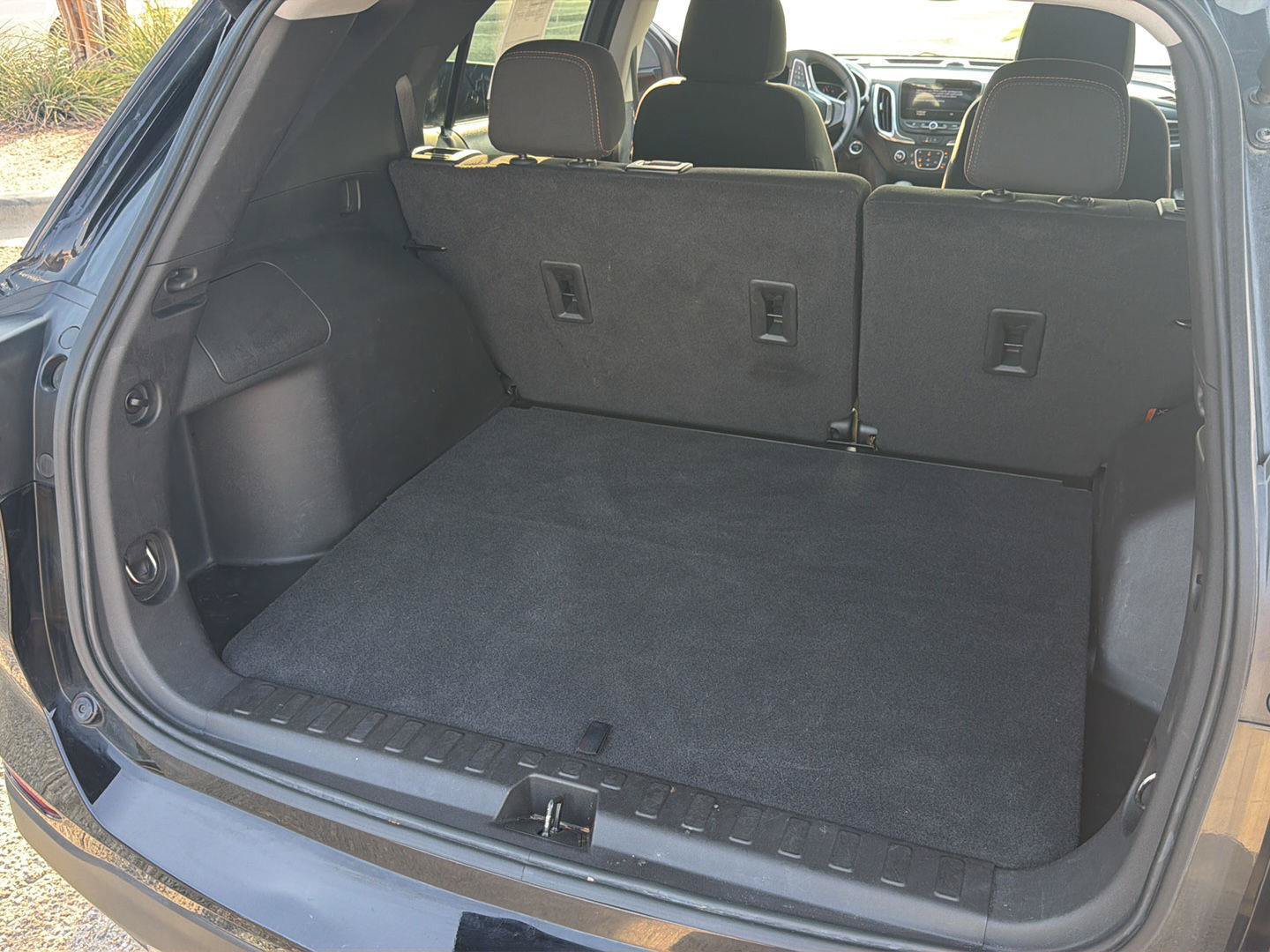 Used 2024 Chevrolet Equinox LT FWD image 11