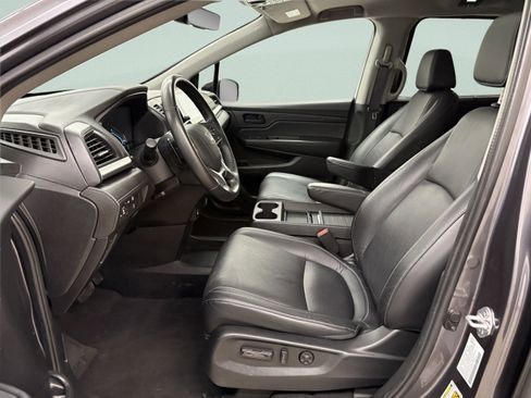 Used 2024 Honda Odyssey EX-L image 11