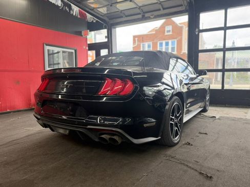 Used 2019 Ford Mustang GT Premium RWD image 12