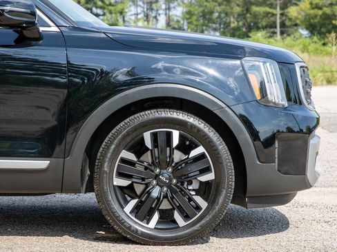 Used 2023 Kia Telluride SX Prestige AWD/4WD image 4