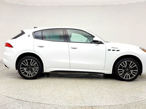 Used 2023 Maserati Grecale Modena image 4